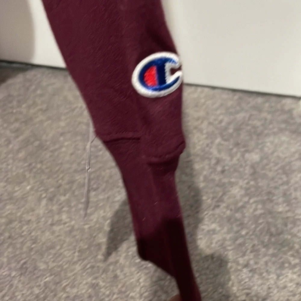 Womens Champion sweatshirt - Picture 2 of 5